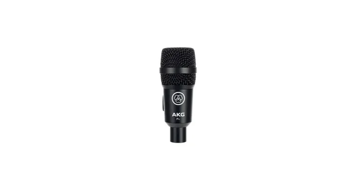 AKG P4