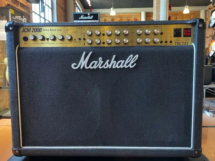 Compra Adesso Marshall JCM 2000 TSL122