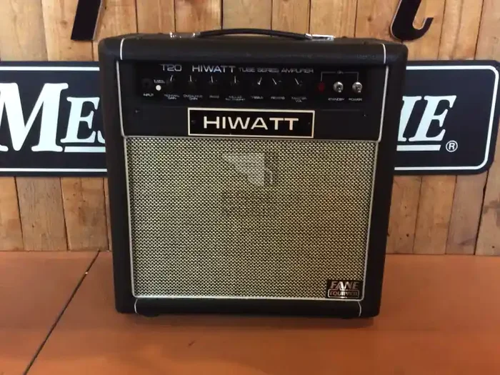 Soddisfatti O Rimborsati Hiwatt T20 COMBO